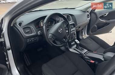 Хетчбек Volvo V40 2012 в Трускавці