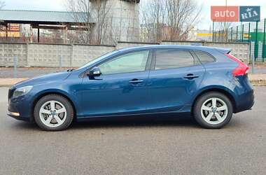 Хетчбек Volvo V40 2012 в Києві