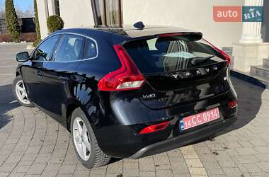 Хэтчбек Volvo V40 2014 в Стрые