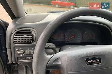 Универсал Volvo V40 2001 в 