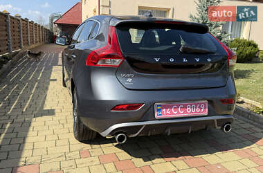 Хэтчбек Volvo V40 2013 в 