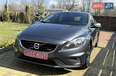 Хэтчбек Volvo V40 2013 в 