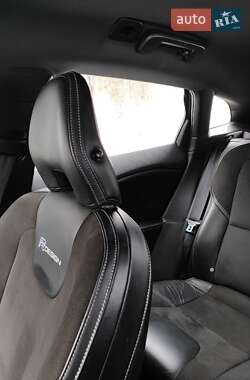 Хэтчбек Volvo V40 2013 в 