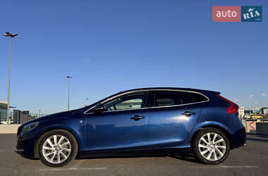 Хетчбек Volvo V40 2014 в Києві