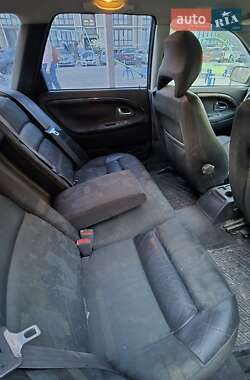 Универсал Volvo V40 1999 в 