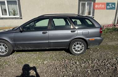 Універсал Volvo V40 2004 в Вінниці