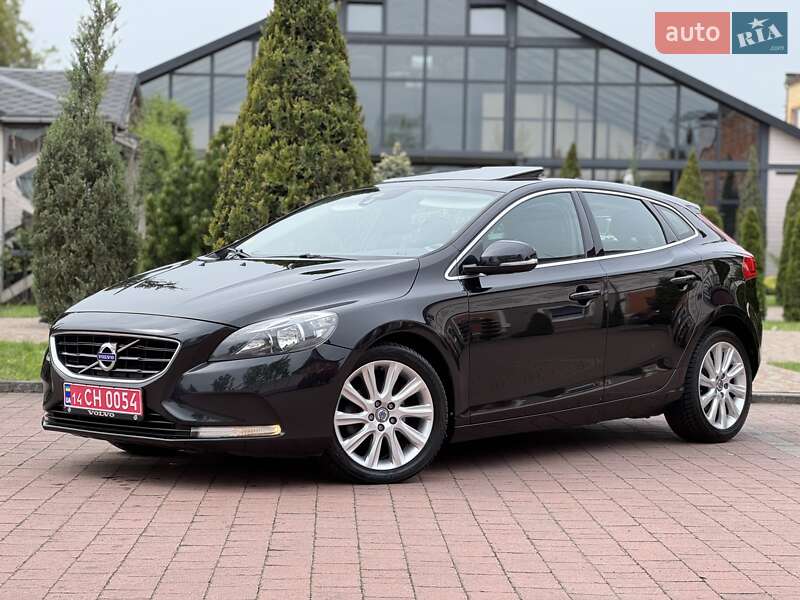 Хетчбек Volvo V40 2013 в Стрию