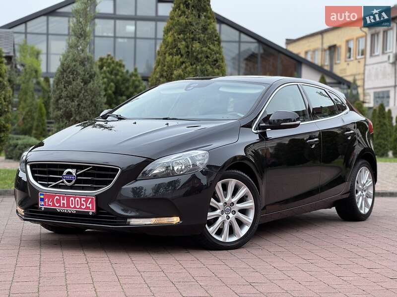 Хетчбек Volvo V40 2013 в Стрию