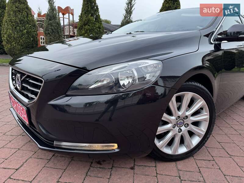 Хетчбек Volvo V40 2013 в Стрию