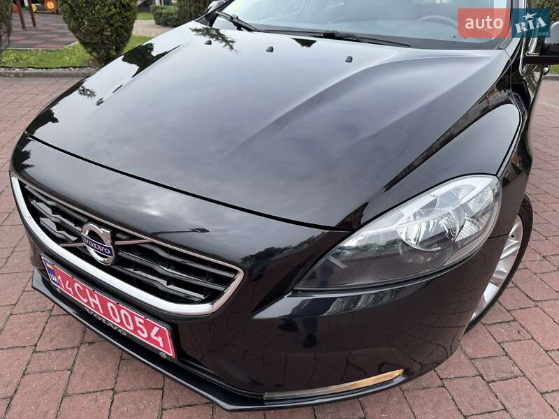 Хетчбек Volvo V40 2013 в Стрию