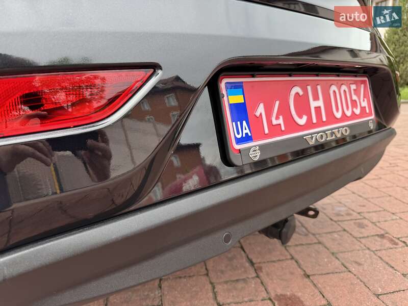 Хетчбек Volvo V40 2013 в Стрию