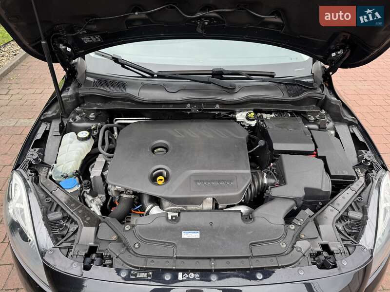 Хетчбек Volvo V40 2013 в Стрию