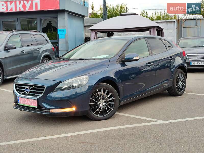 Volvo V40 2012