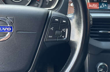 Хэтчбек Volvo V40 2014 в 