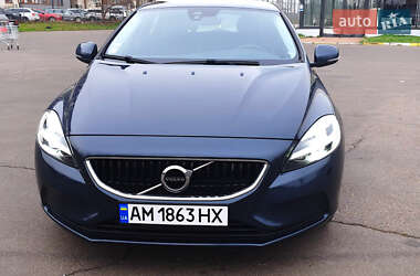 Хэтчбек Volvo V40 2018 в Одессе