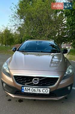 Хетчбек Volvo V40 2014 в Шполі