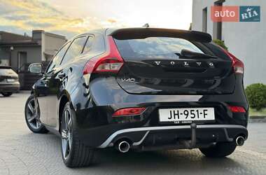 Хэтчбек Volvo V40 2013 в 