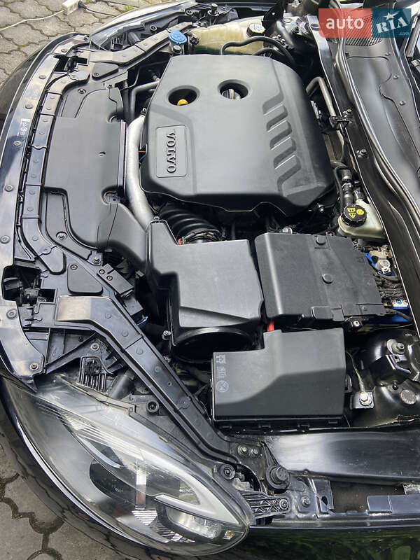 Хэтчбек Volvo V40 2013 в Владимире