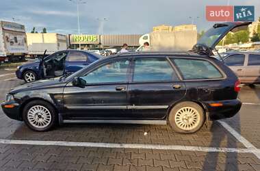 Универсал Volvo V40 2001 в 
