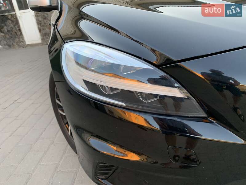 Хетчбек Volvo V40 2019 в Бродах