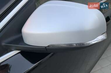 Хэтчбек Volvo V40 2019 в 