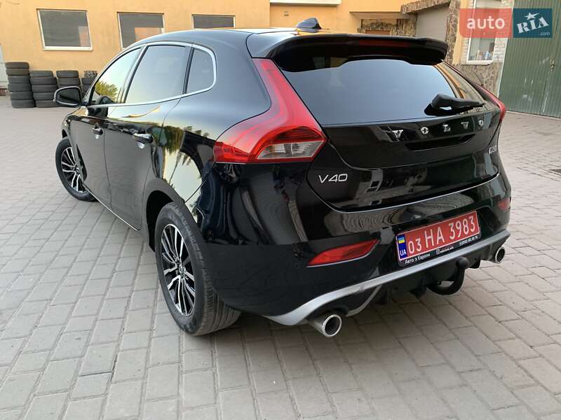 Хетчбек Volvo V40 2019 в Бродах