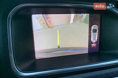 Хэтчбек Volvo V40 2019 в 
