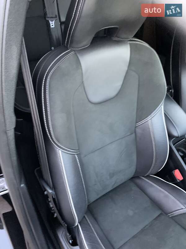 Хетчбек Volvo V40 2019 в Бродах