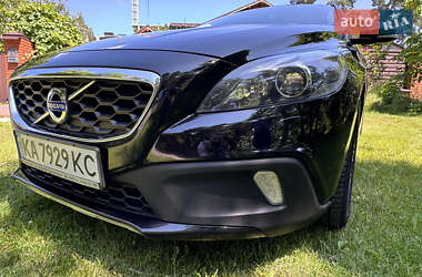 Хэтчбек Volvo V40 2014 в 