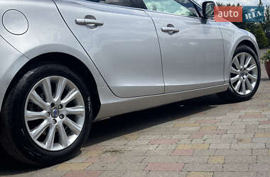 Хэтчбек Volvo V40 2014 в 