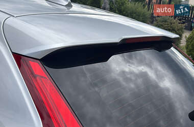 Хэтчбек Volvo V40 2014 в 