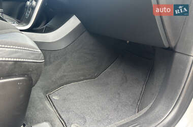 Хэтчбек Volvo V40 2014 в 