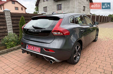 Хэтчбек Volvo V40 2013 в 
