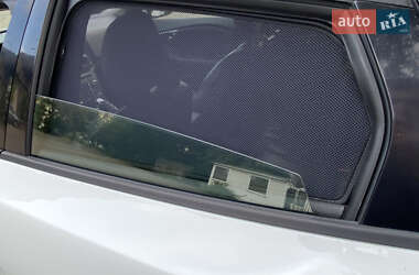 Хэтчбек Volvo V40 2013 в 
