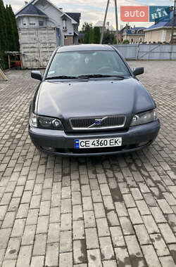 Універсал Volvo V40 2001 в Чернівцях
