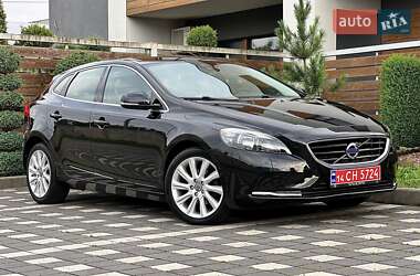 Хэтчбек Volvo V40 2014 в Стрые