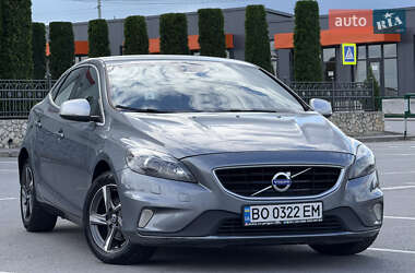 Хэтчбек Volvo V40 2015 в Тернополе