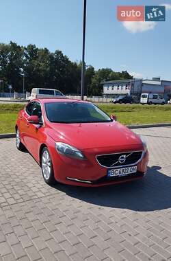 Хетчбек Volvo V40 2015 в Луцьку
