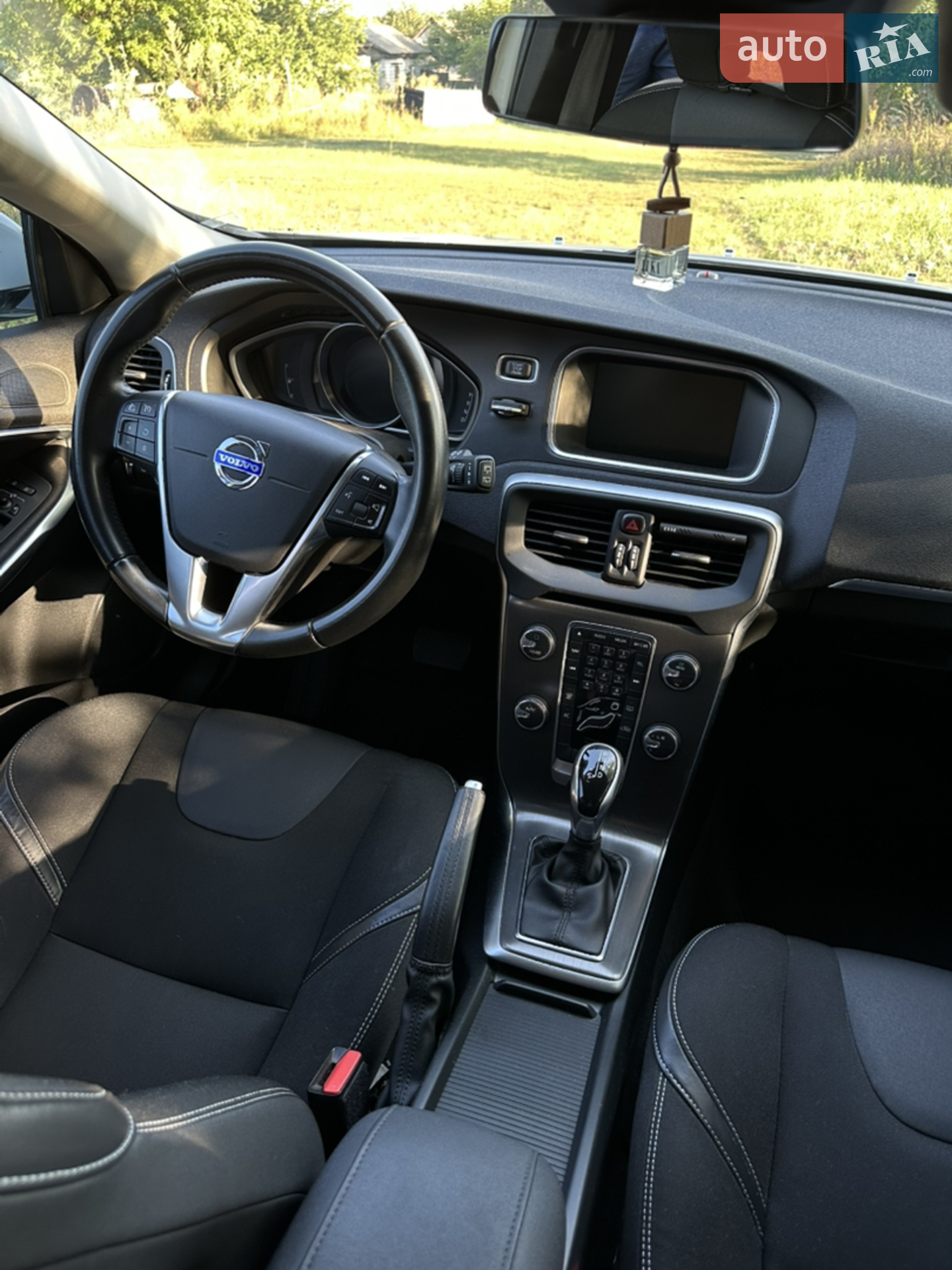 Volvo V40 2014 VIN YV1MV5150E2132470 фото оголошення 23 з 29