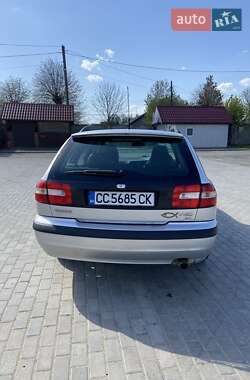 Универсал Volvo V40 2003 в 