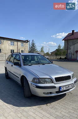 Универсал Volvo V40 2003 в 