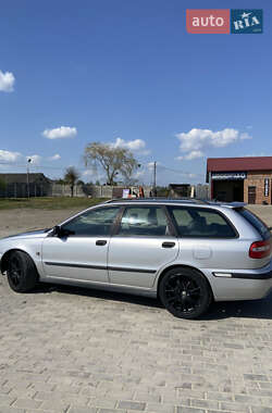 Универсал Volvo V40 2003 в 