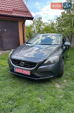 Хэтчбек Volvo V40 2013 в Луцке