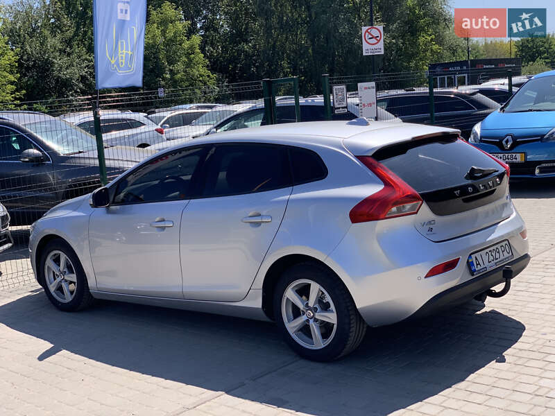 Хэтчбек Volvo V40 2014 в Бердичеве