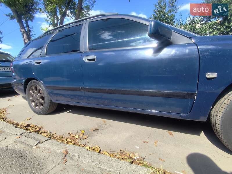 Универсал Volvo V40 1999 в Хмельницком
