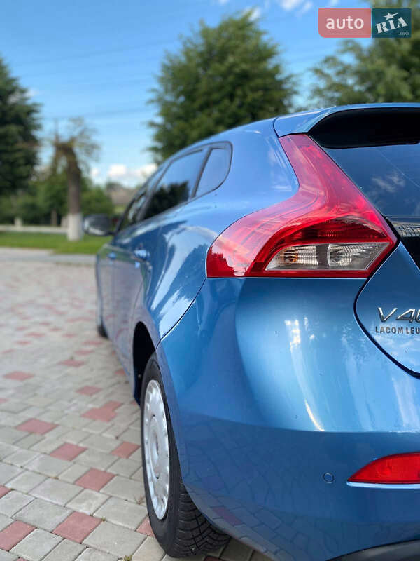 Хэтчбек Volvo V40 2014 в Староконстантинове фото 7 Хэтчбек Volvo V40 2014 в Староконстантинове