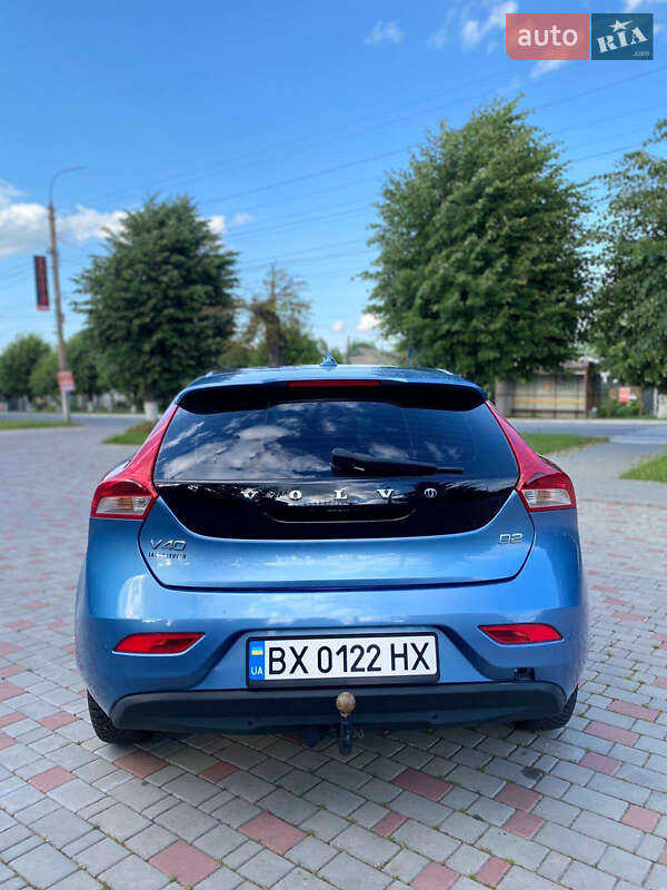 Хэтчбек Volvo V40 2014 в Староконстантинове фото 9 Хэтчбек Volvo V40 2014 в Староконстантинове