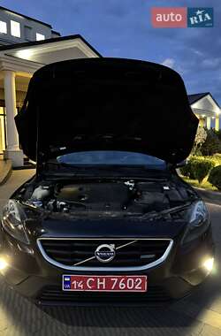 Хэтчбек Volvo V40 2014 в 
