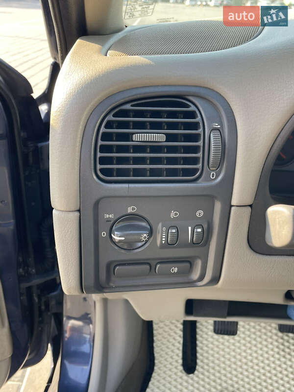 Универсал Volvo V40 2003 в Черкассах