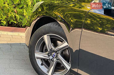 Хэтчбек Volvo V40 2015 в 